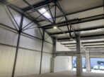 Praktische Lagerhalle mit Sektionaltoren - Größe ca. 566 m² - e8d385527fe92e7faaee1a95650a65