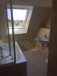 Helle Dachgeschosswohnung mit großem Südbalkon - Badezimmer